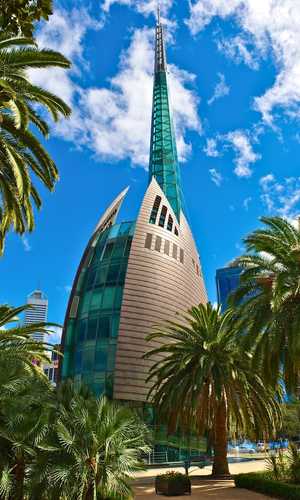 Hop off at Perth attractions, museums, and landmarks with a hop-on hop-off bus tour – Convenient stops and sightseeing in 2026