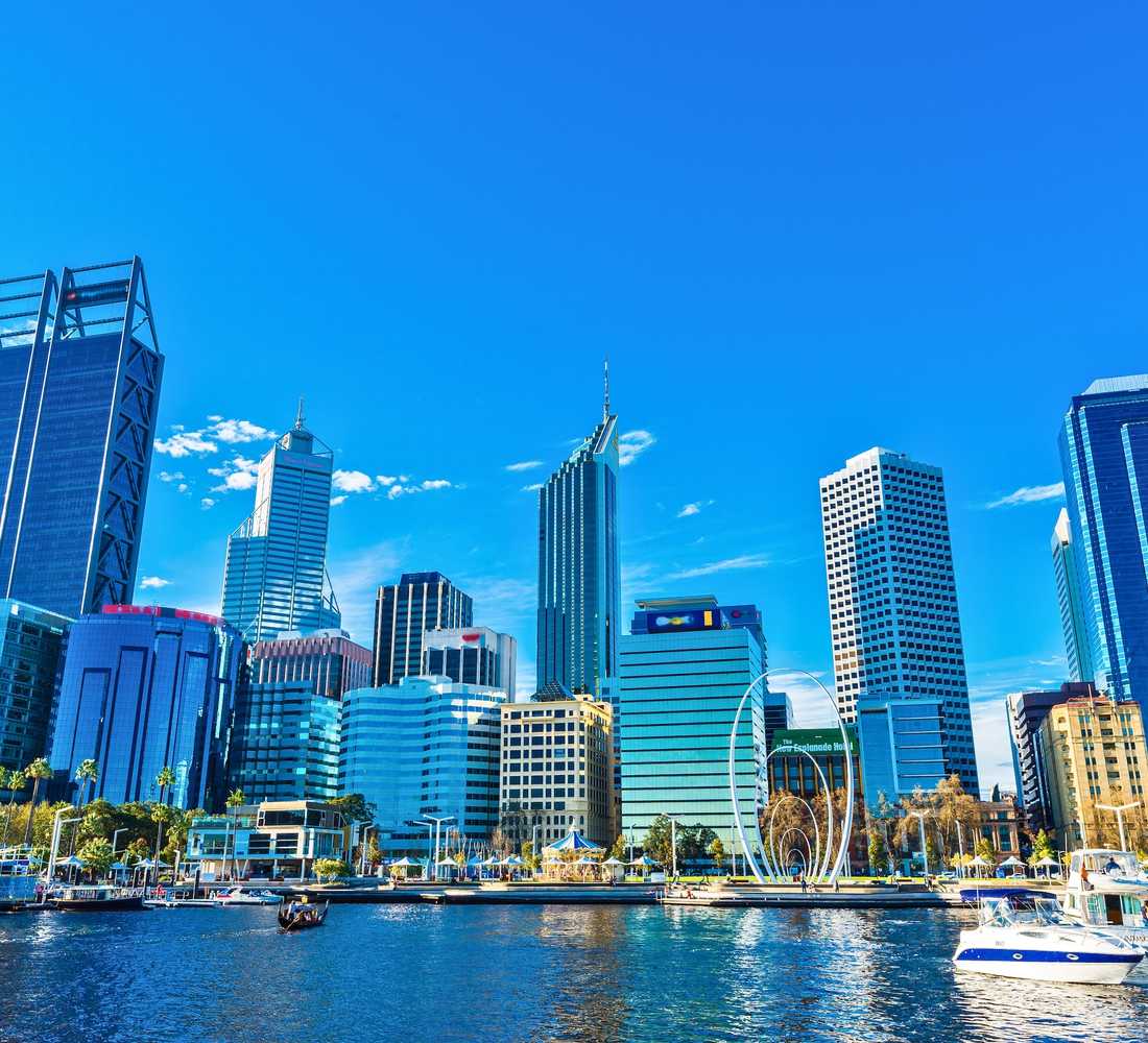 Hop-on hop-off sightseeing bus tours in Perth, Australia – Open-top buses, top attractions, and free cancellation in 2026